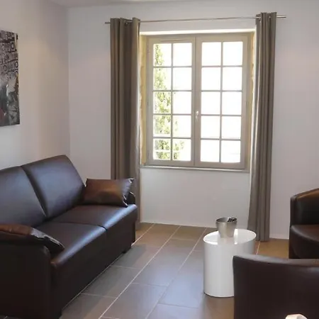 Le Porche De Aparthotel 4*