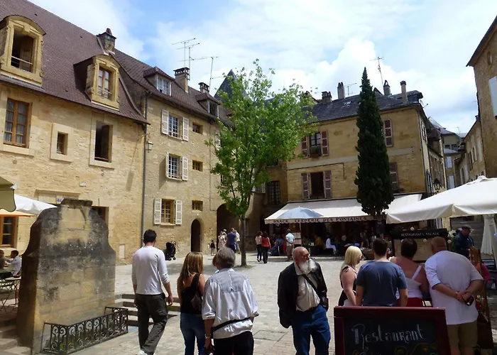 ル ポルシュ ドゥ サルラ