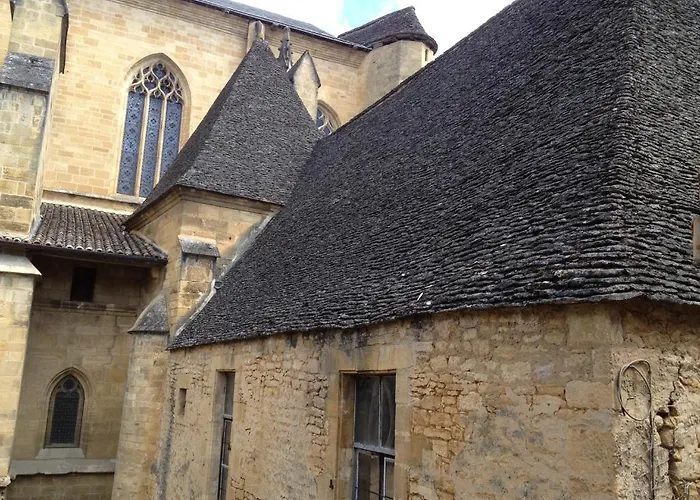 アパートホテル ル ポルシュ ドゥ サルラ サルラ・ラ・カネダ