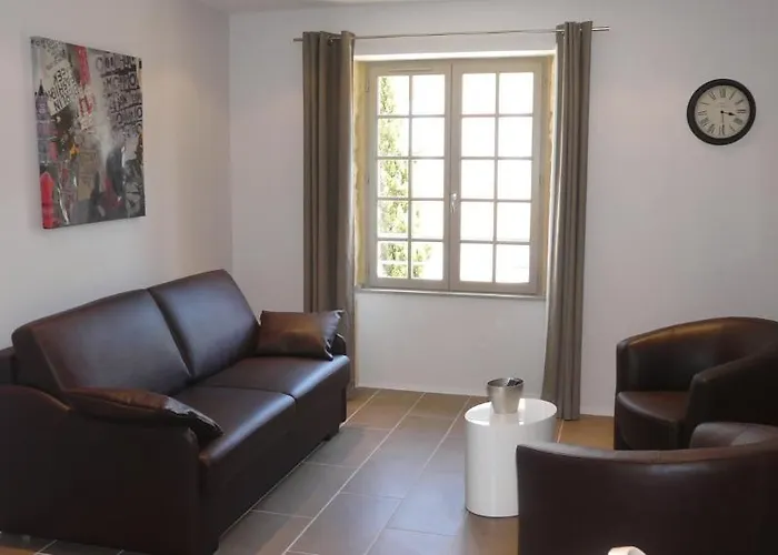 ル ポルシュ ドゥ サルラ アパートホテル 4*