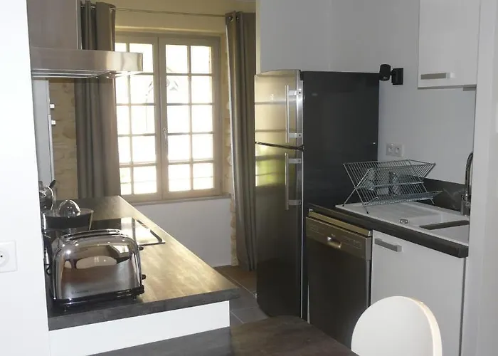 アパートホテル ル ポルシュ ドゥ サルラ