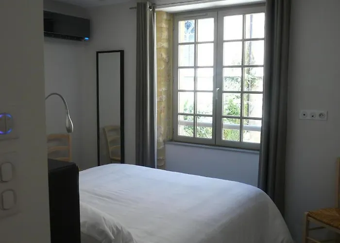 アパートホテル ル ポルシュ ドゥ サルラ