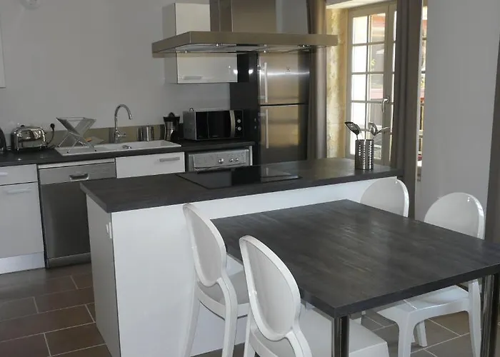 アパートホテル ル ポルシュ ドゥ サルラ サルラ・ラ・カネダ