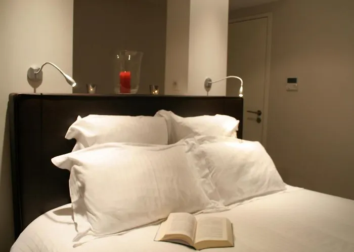 ル ポルシュ ドゥ サルラ アパートホテル