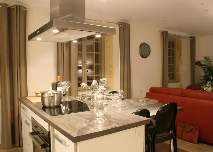 アパートホテル ル ポルシュ ドゥ サルラ